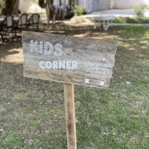 Panneau "Kids corner" en bois